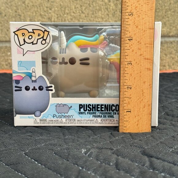 Funko Pop Pusheen - Pusheenicorn #11 Funko Shop Exclusive - Picture 6 of 7